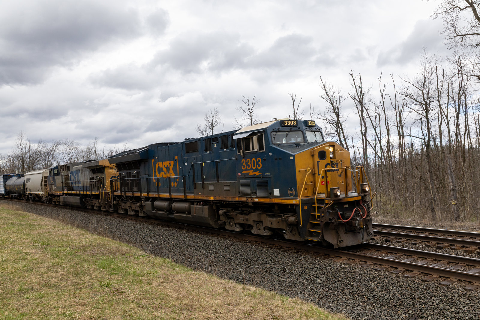 CSXT 3303