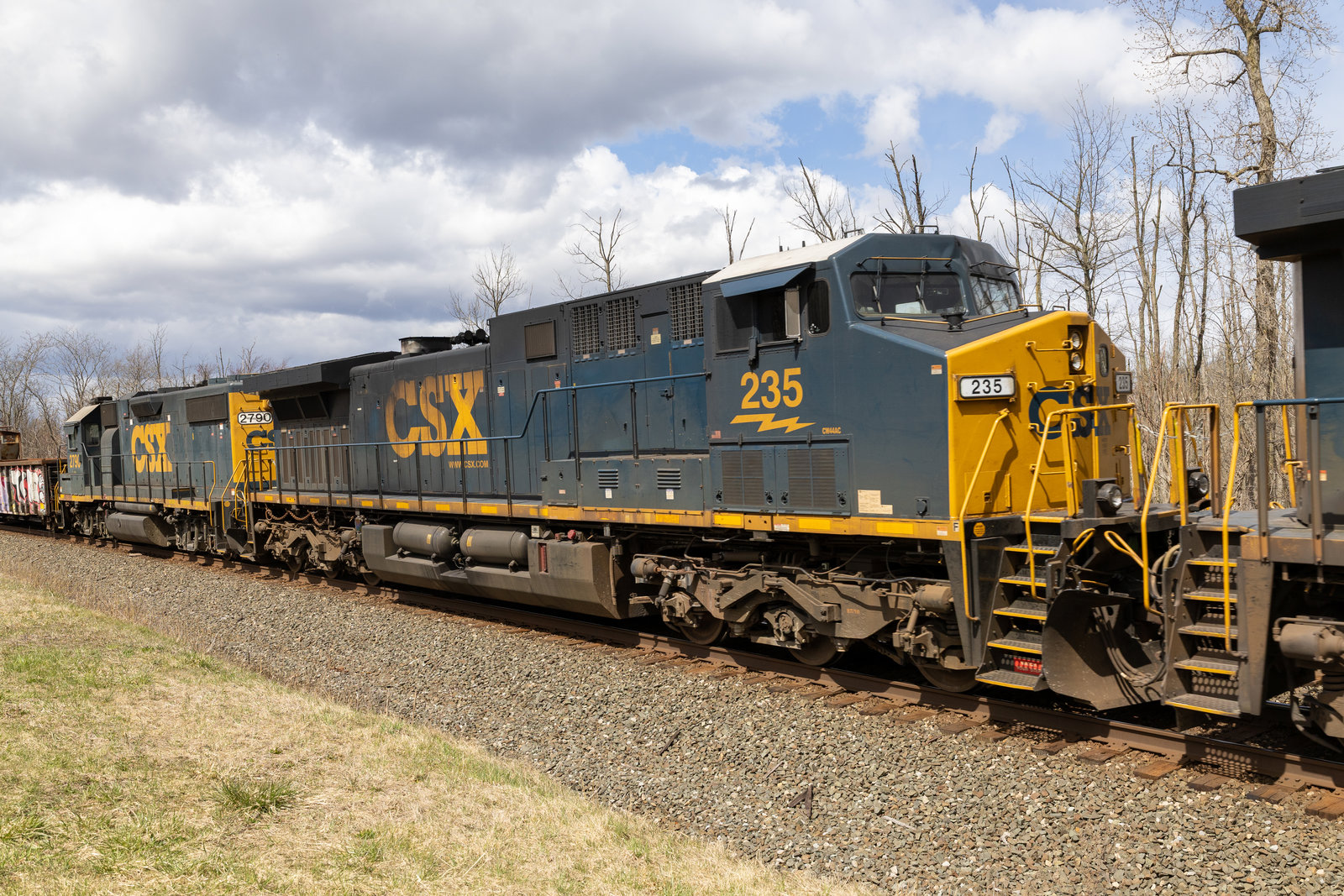 CSXT 235