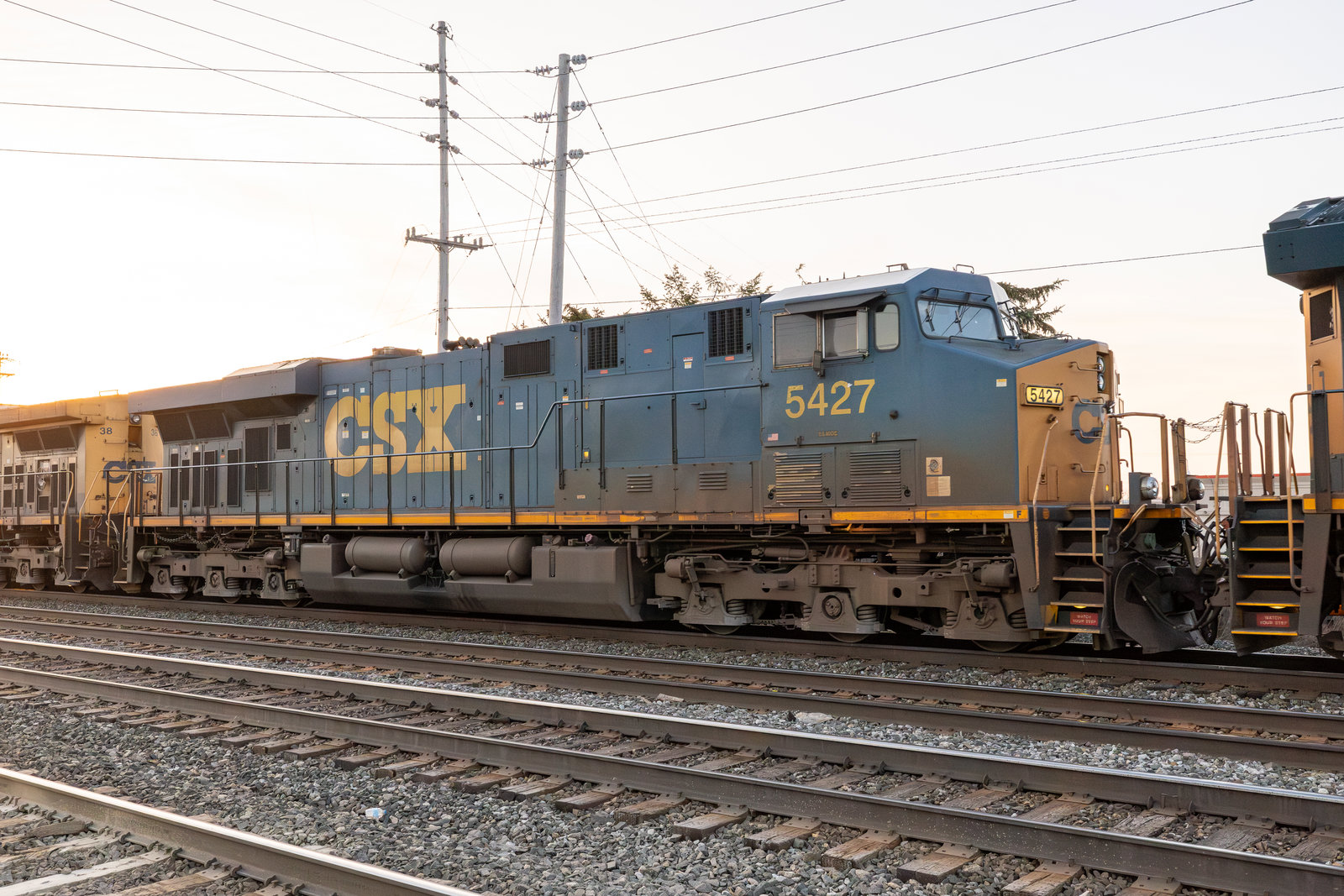CSXT 5427