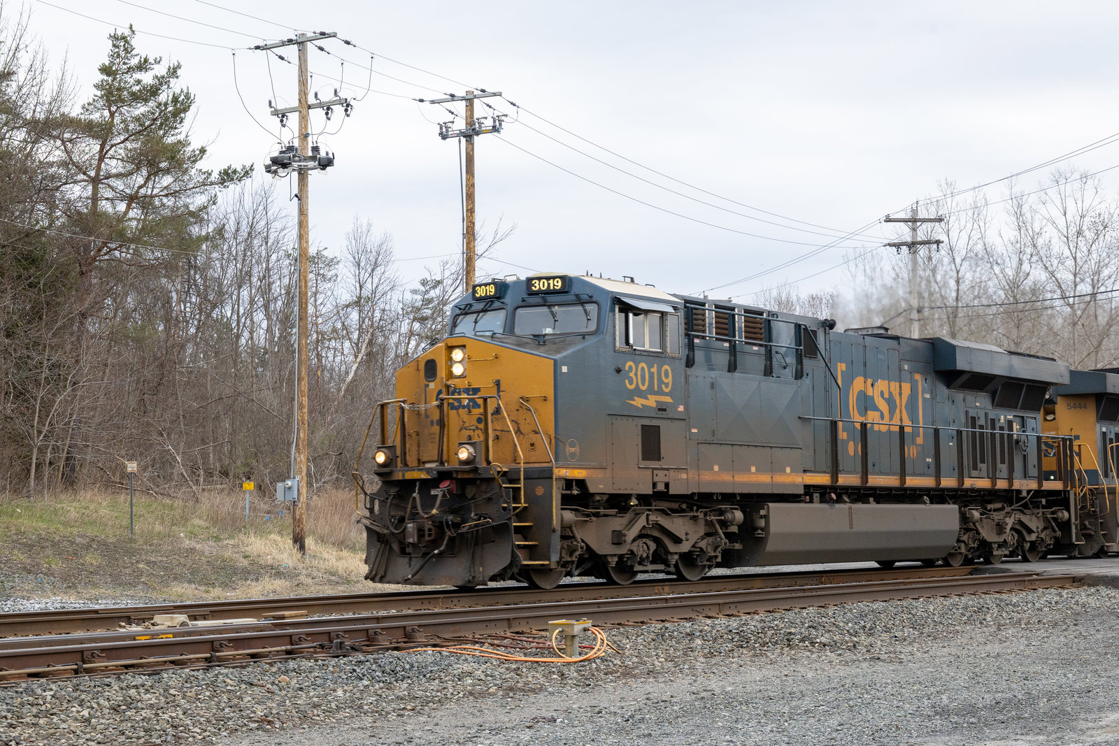 CSXT 3019