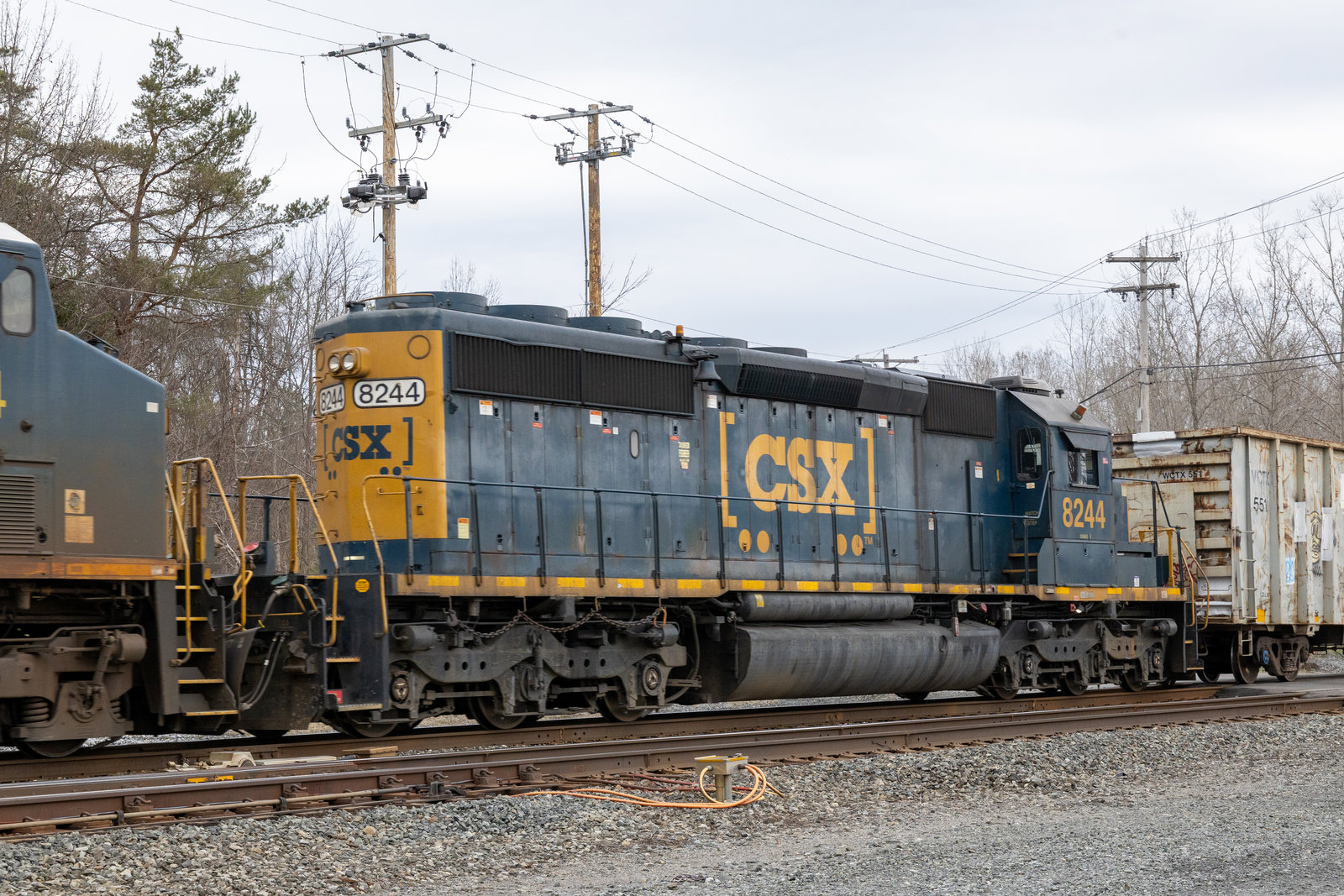 CSXT 8244