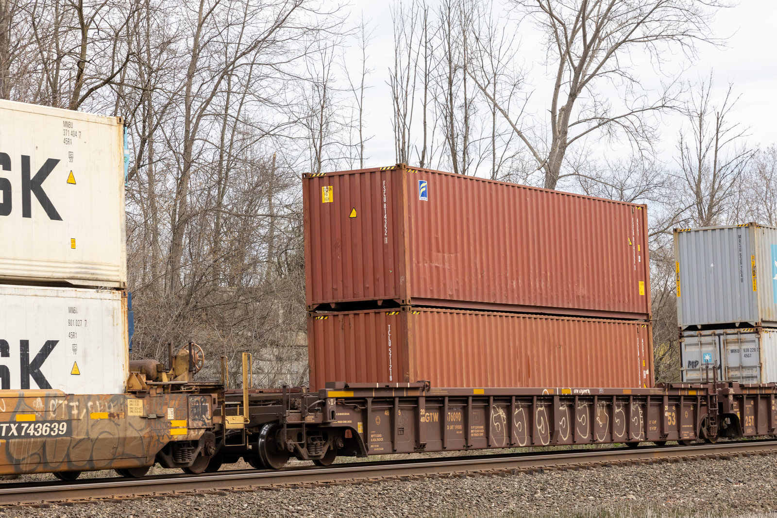 GTW 676090B