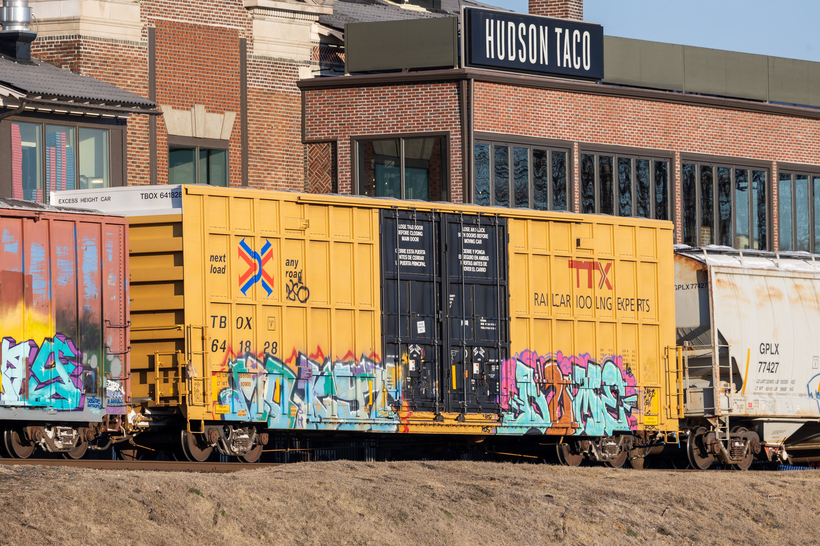 TBOX 641828