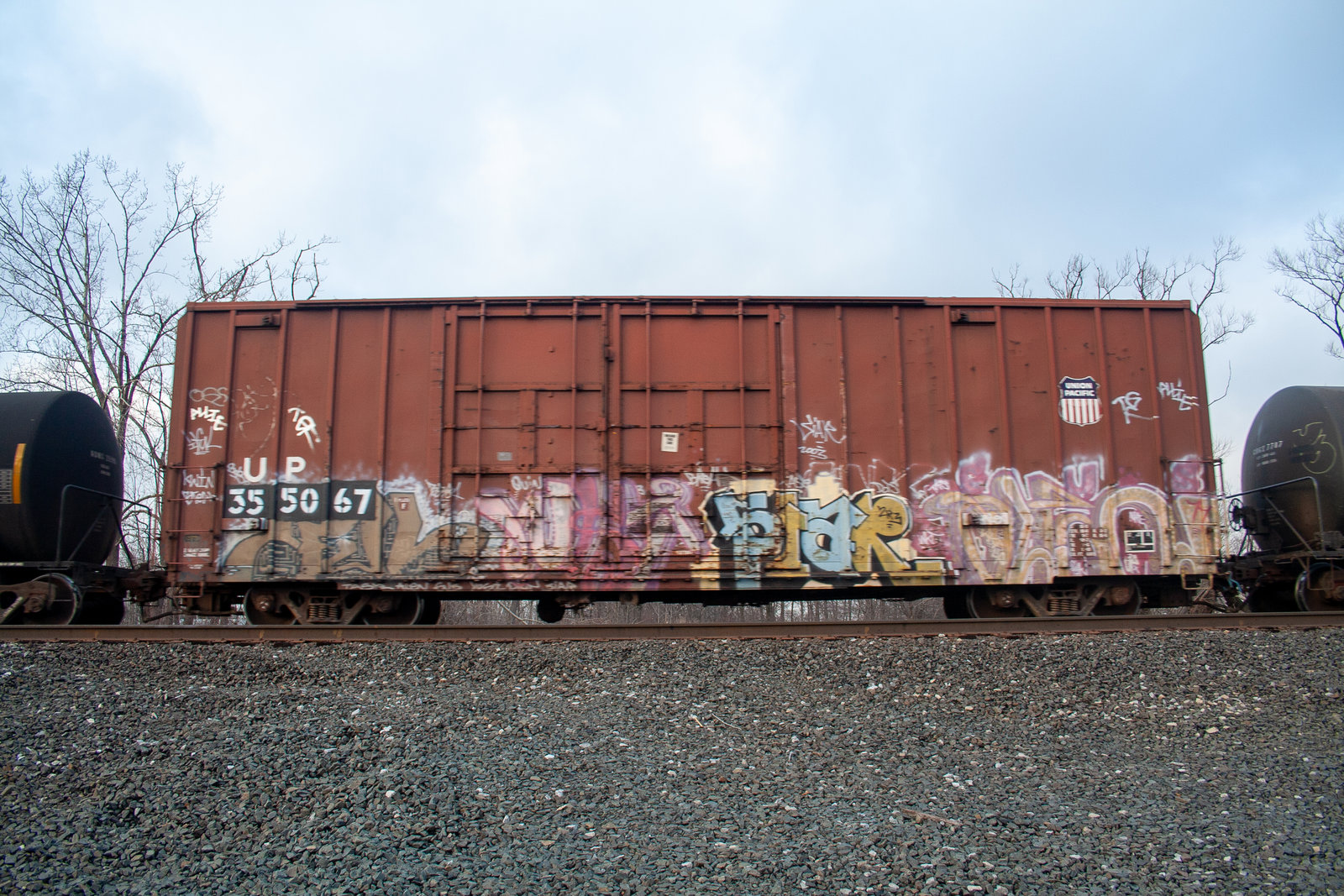 UP 355067