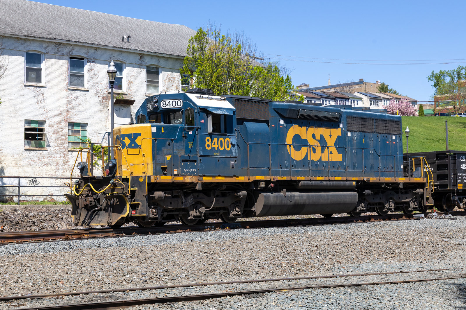 CSXT 8400