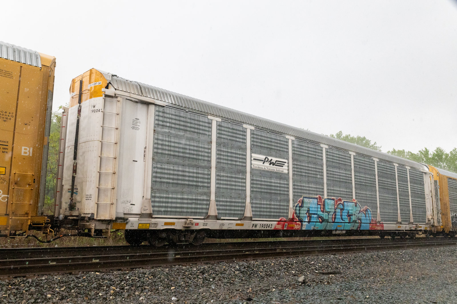 PW 190042