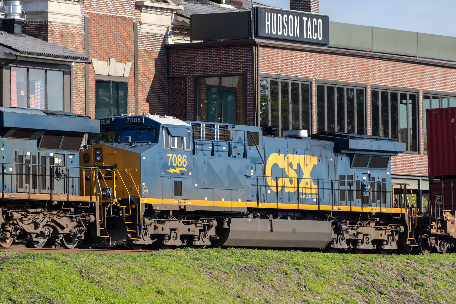 CSXT 7086