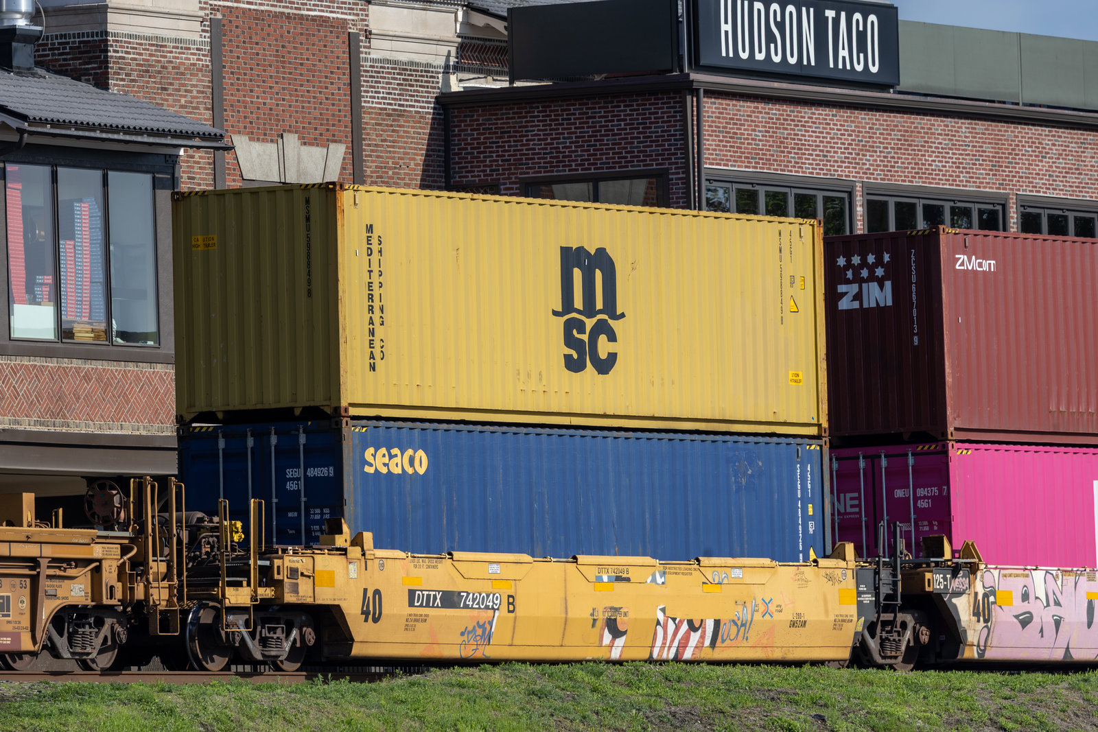 DTTX 742049B