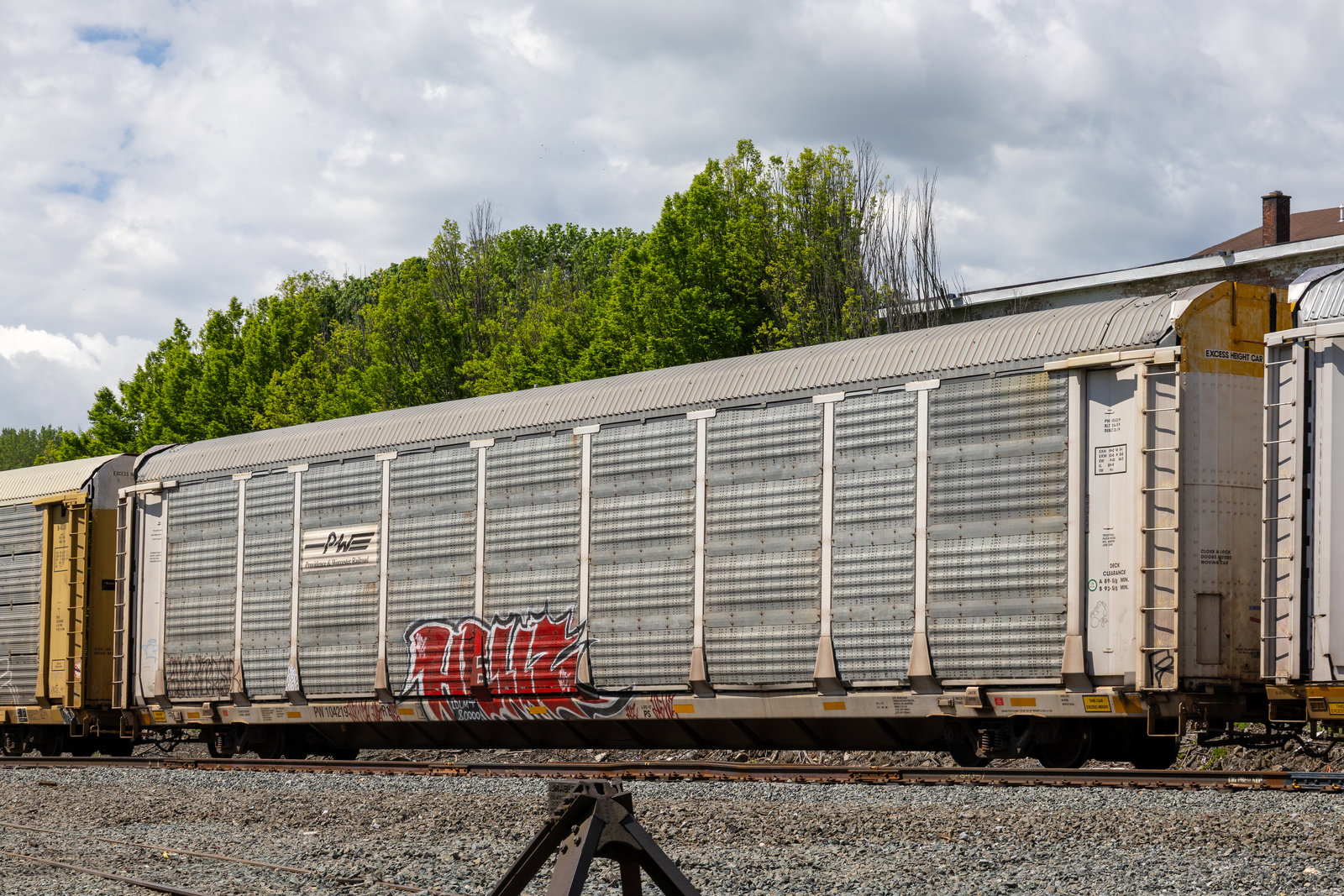 PW 104219