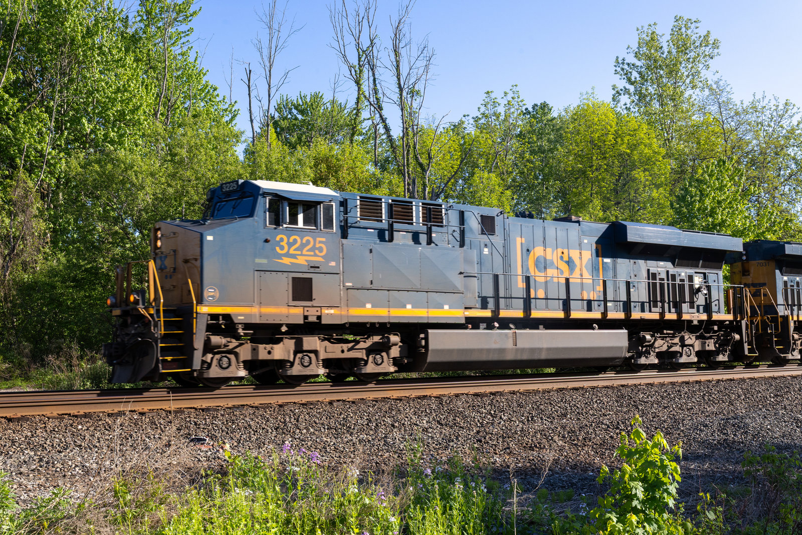 CSXT 3225