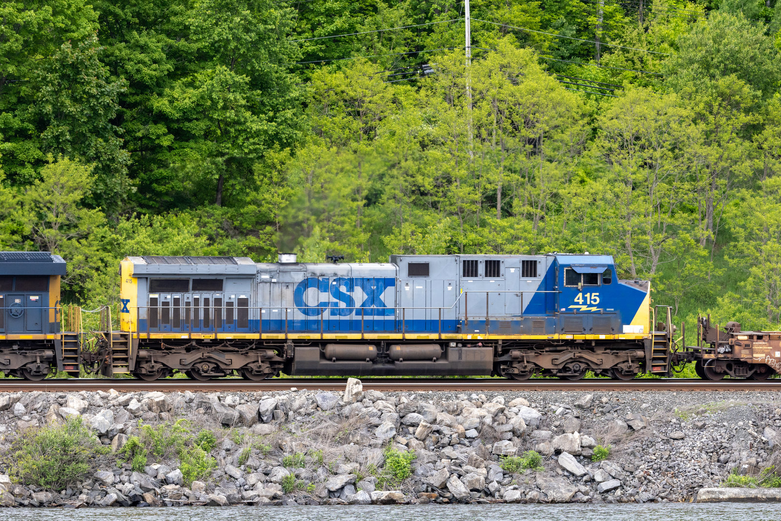CSXT 415