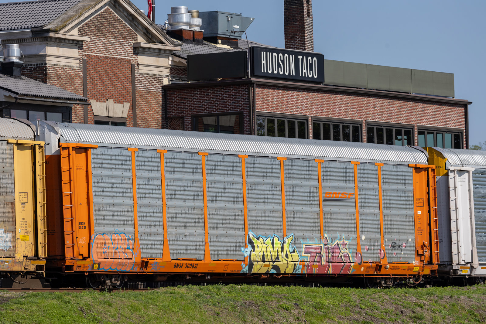 BNSF 300821