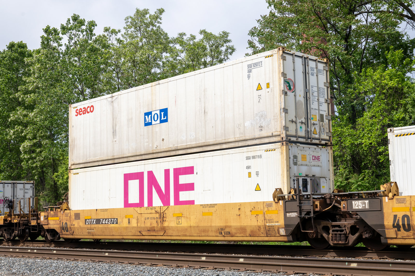 DTTX 744370A