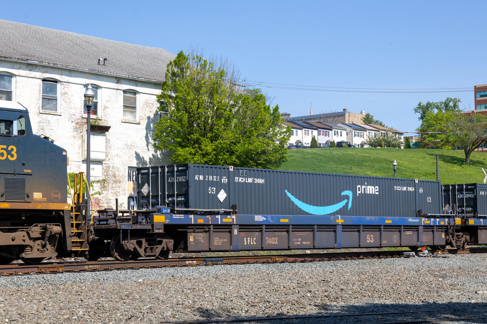 SFLC 7402B