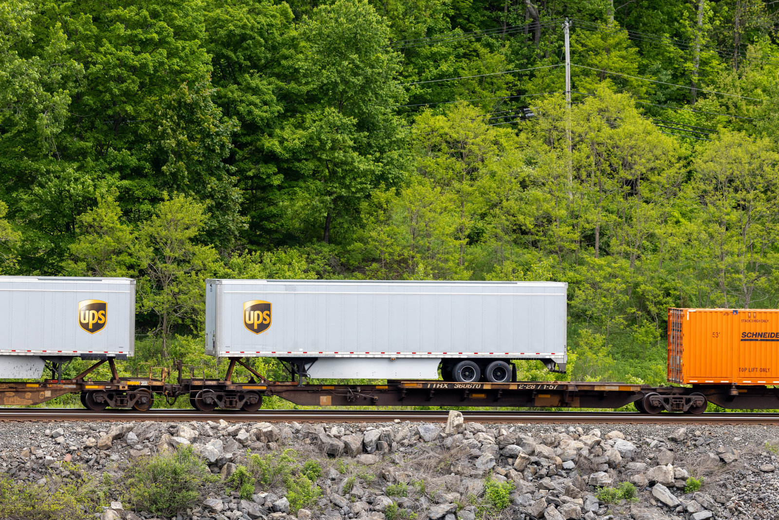 TTRX 360670B