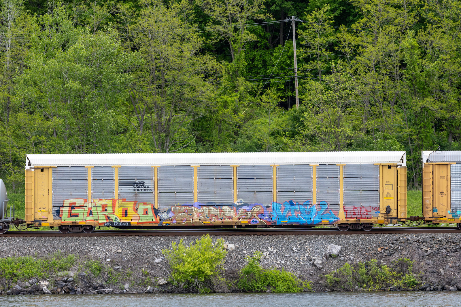 NS 171048