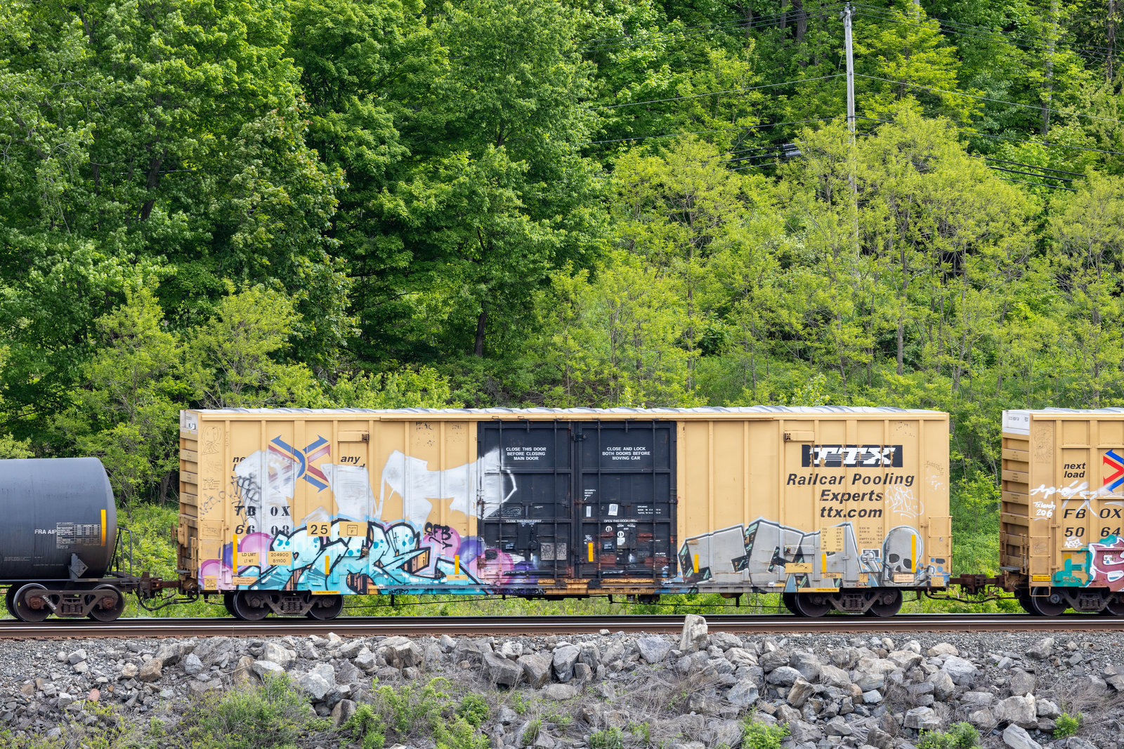 TBOX 660825
