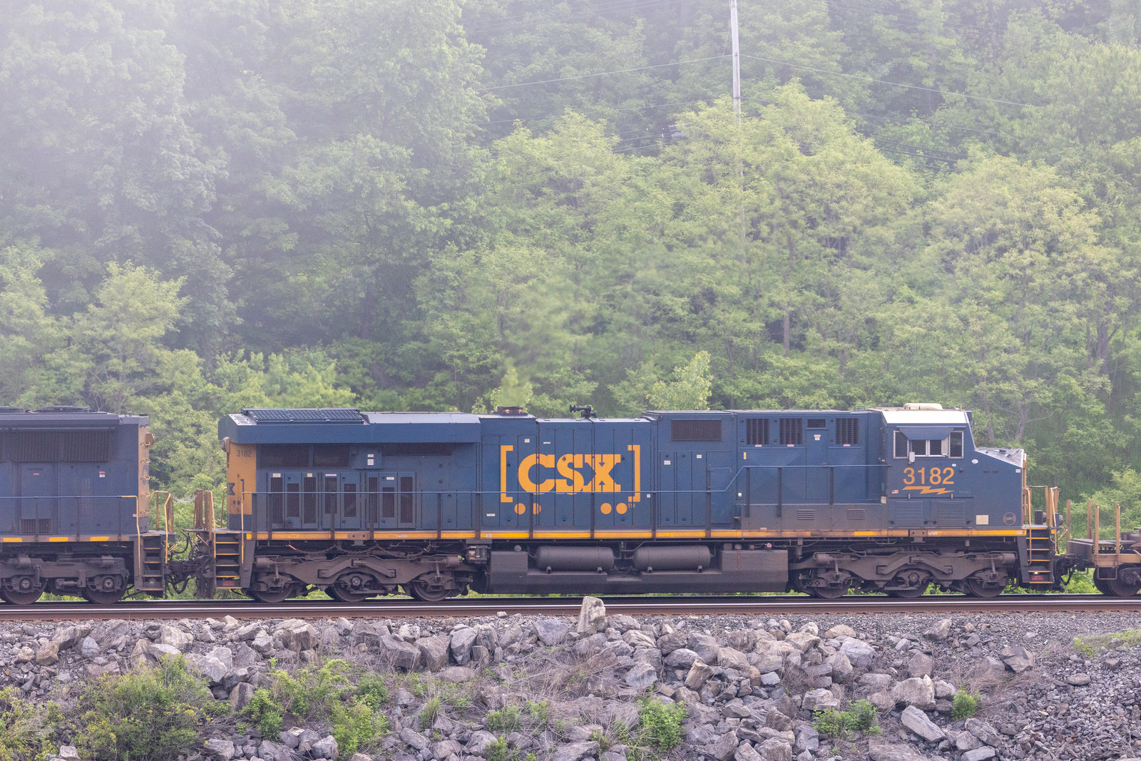CSXT 3182