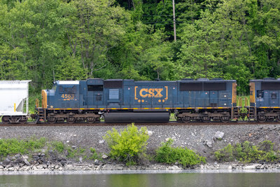 CSXT 4563