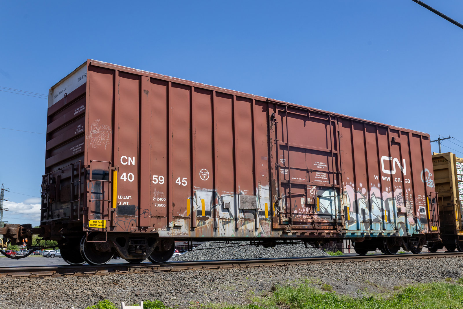 CN 405945