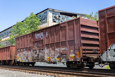 CNA 405573
