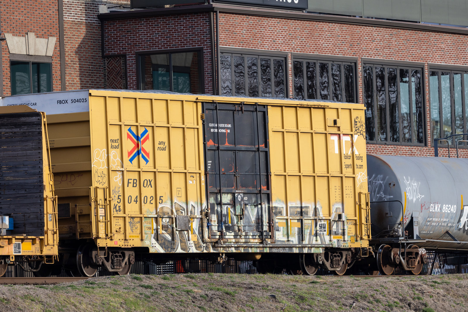 FBOX 504025