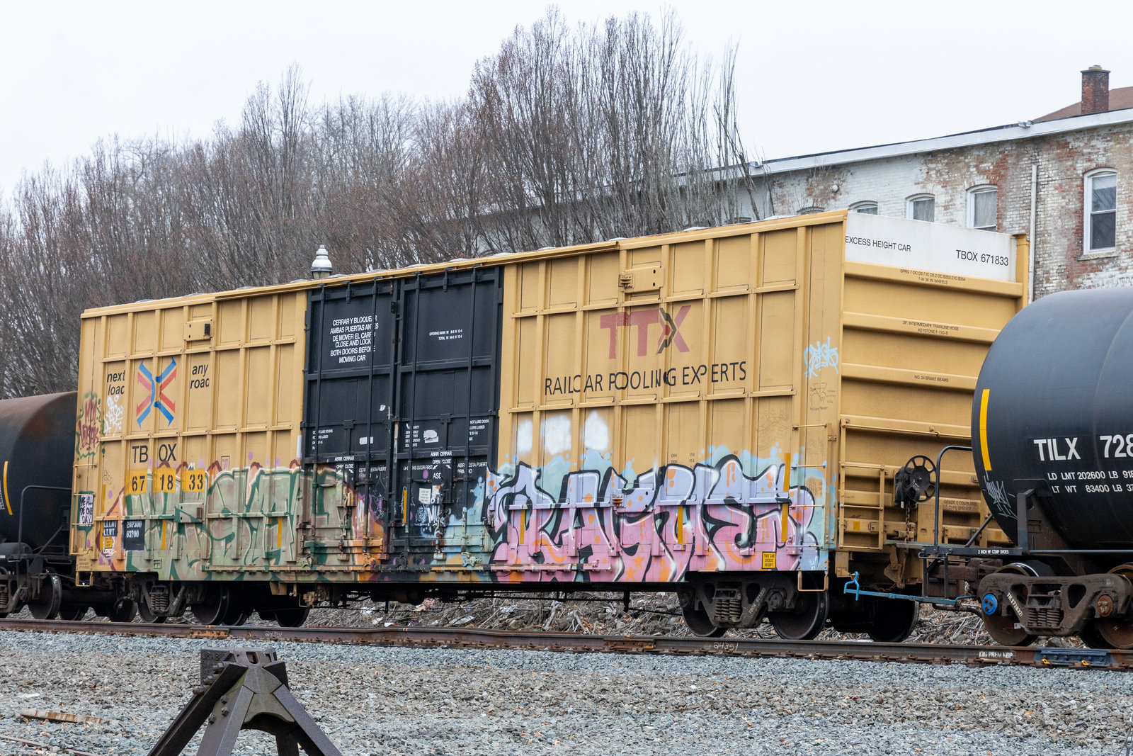 TBOX 671833