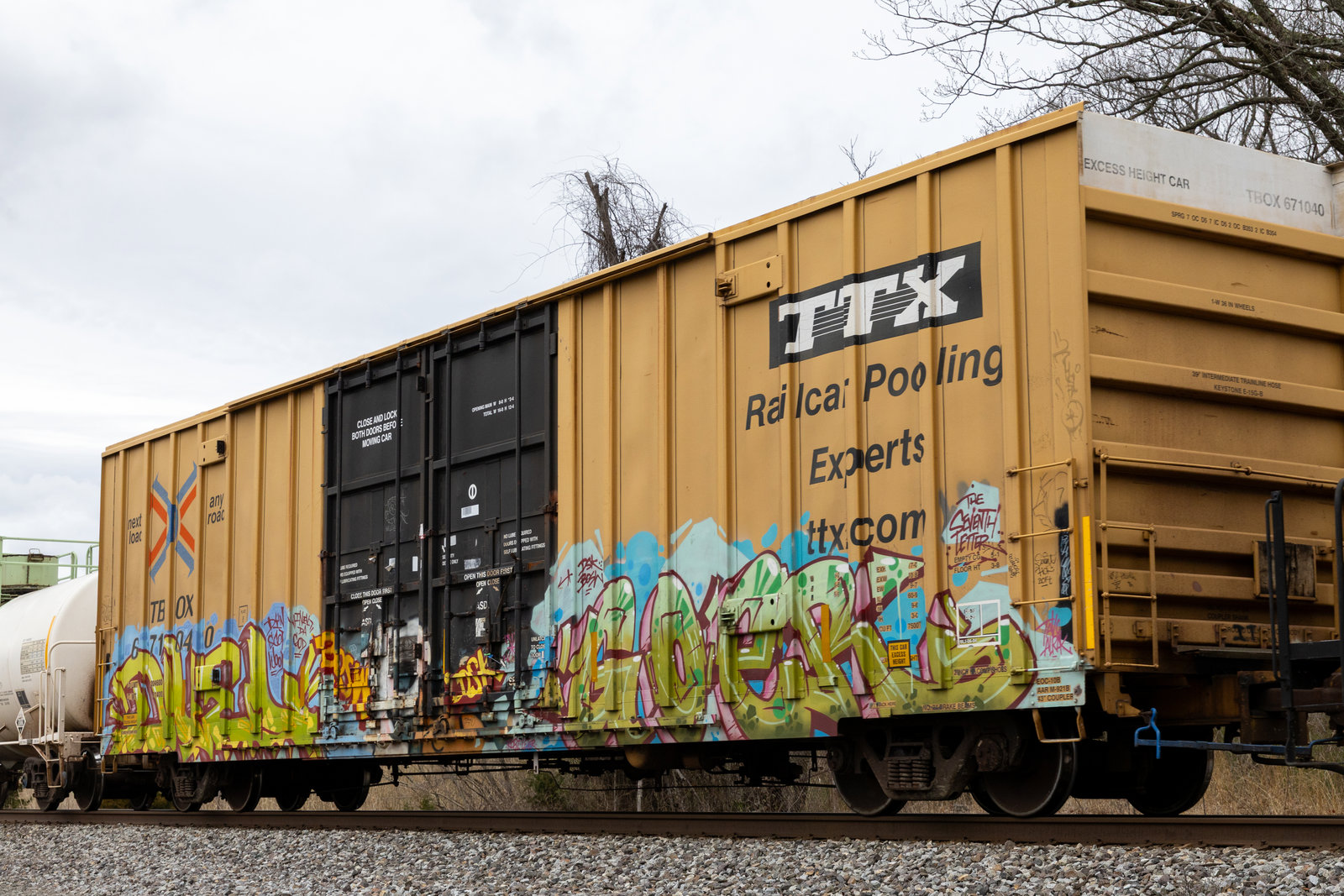 TBOX 671040