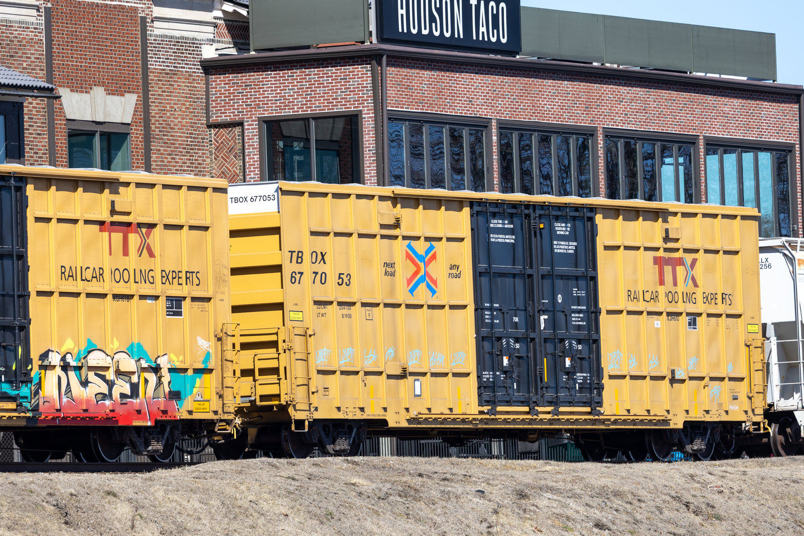 TBOX 677053