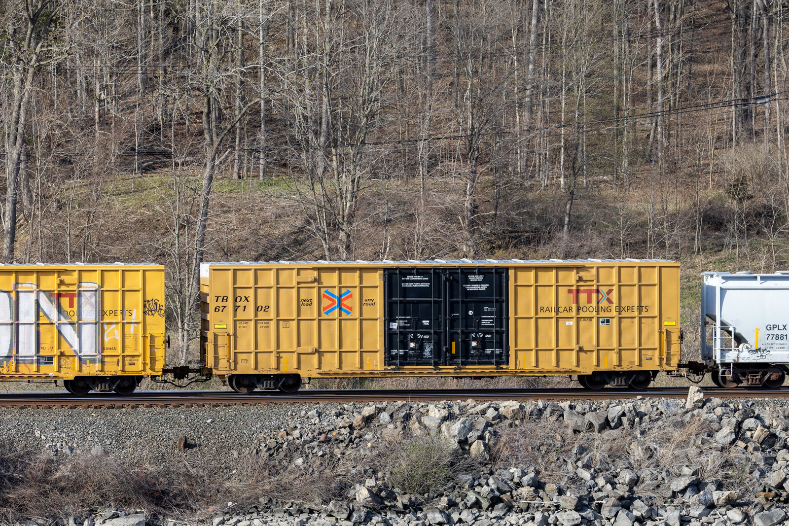 TBOX 677102