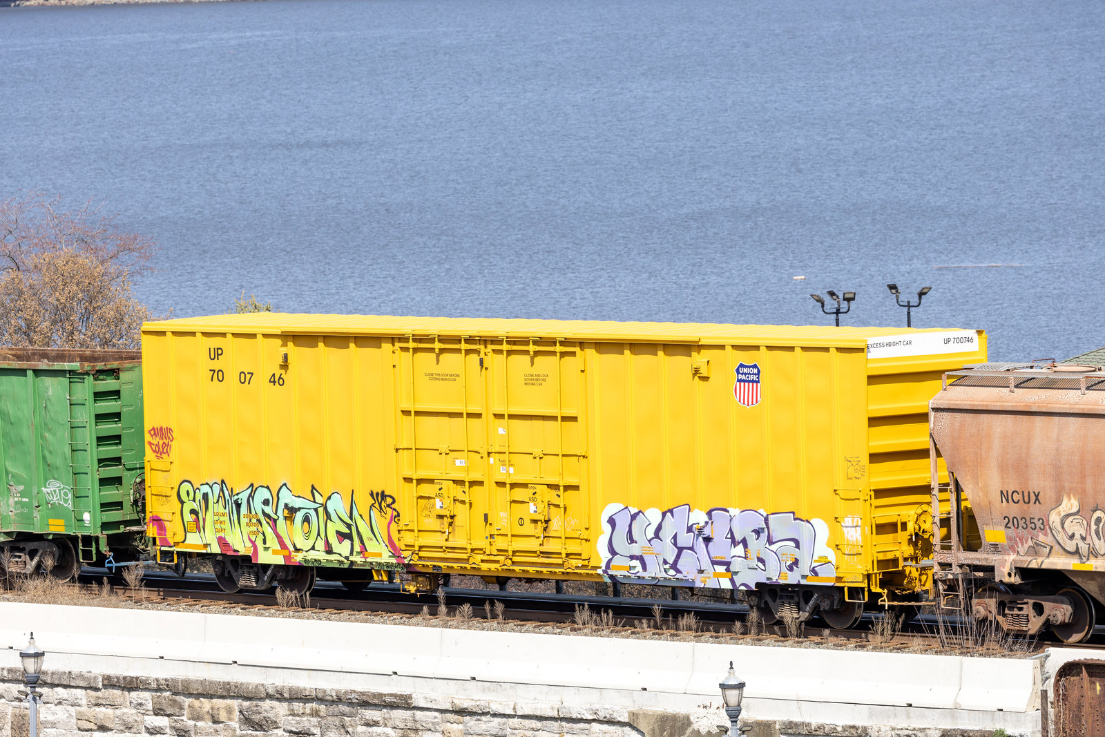 UP 700746