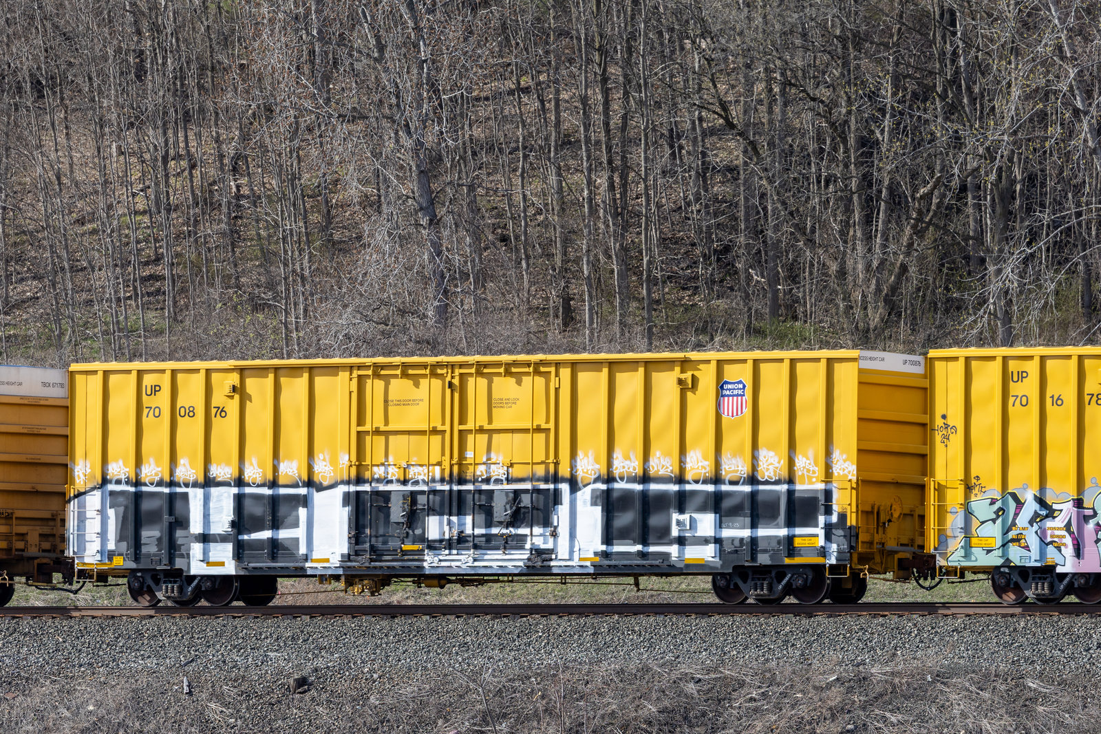 UP 700876