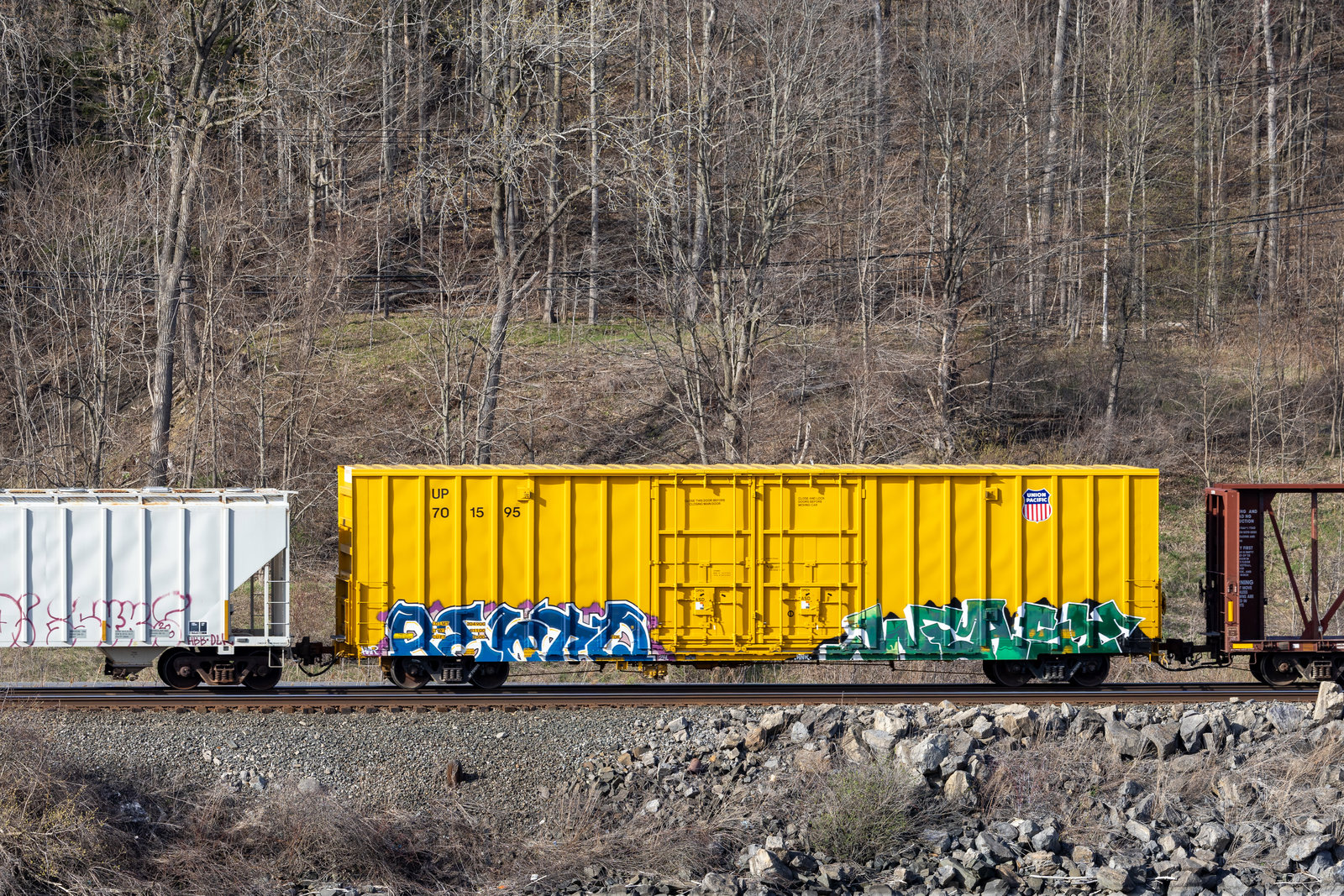 UP 701595