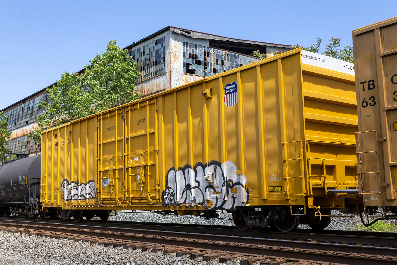 UP 701332