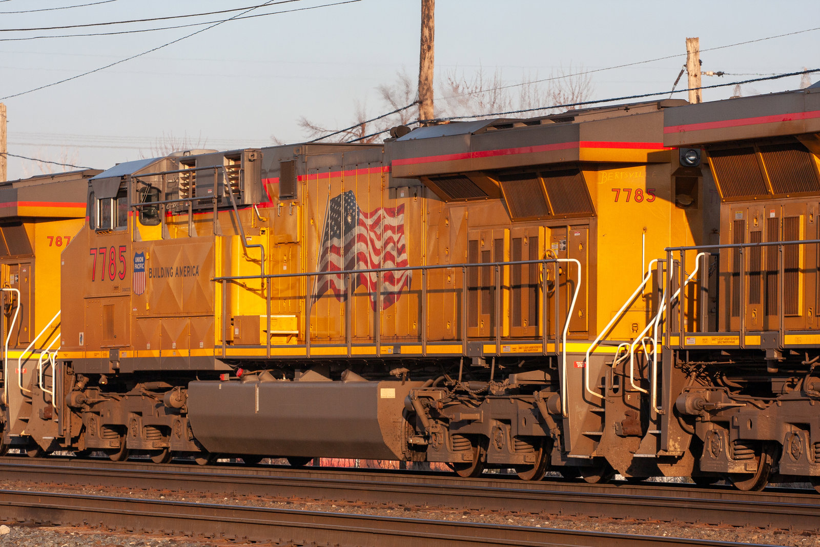 UP 7785