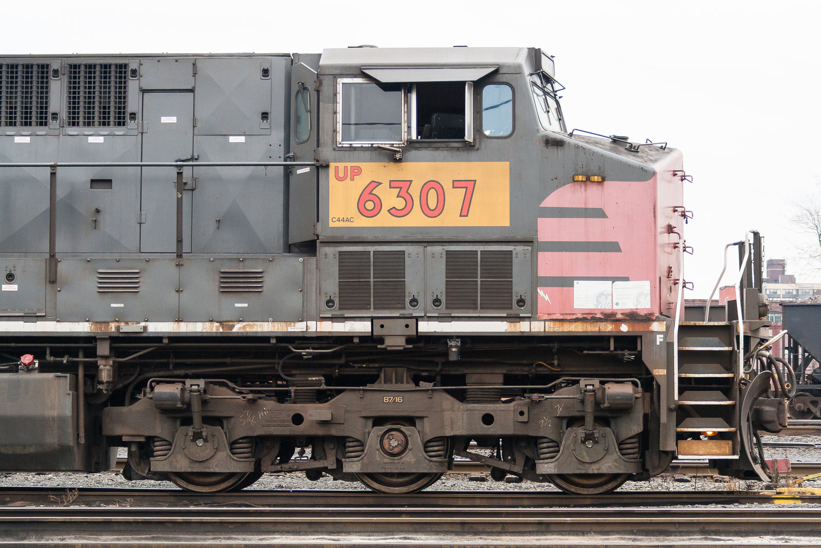 UP 6307