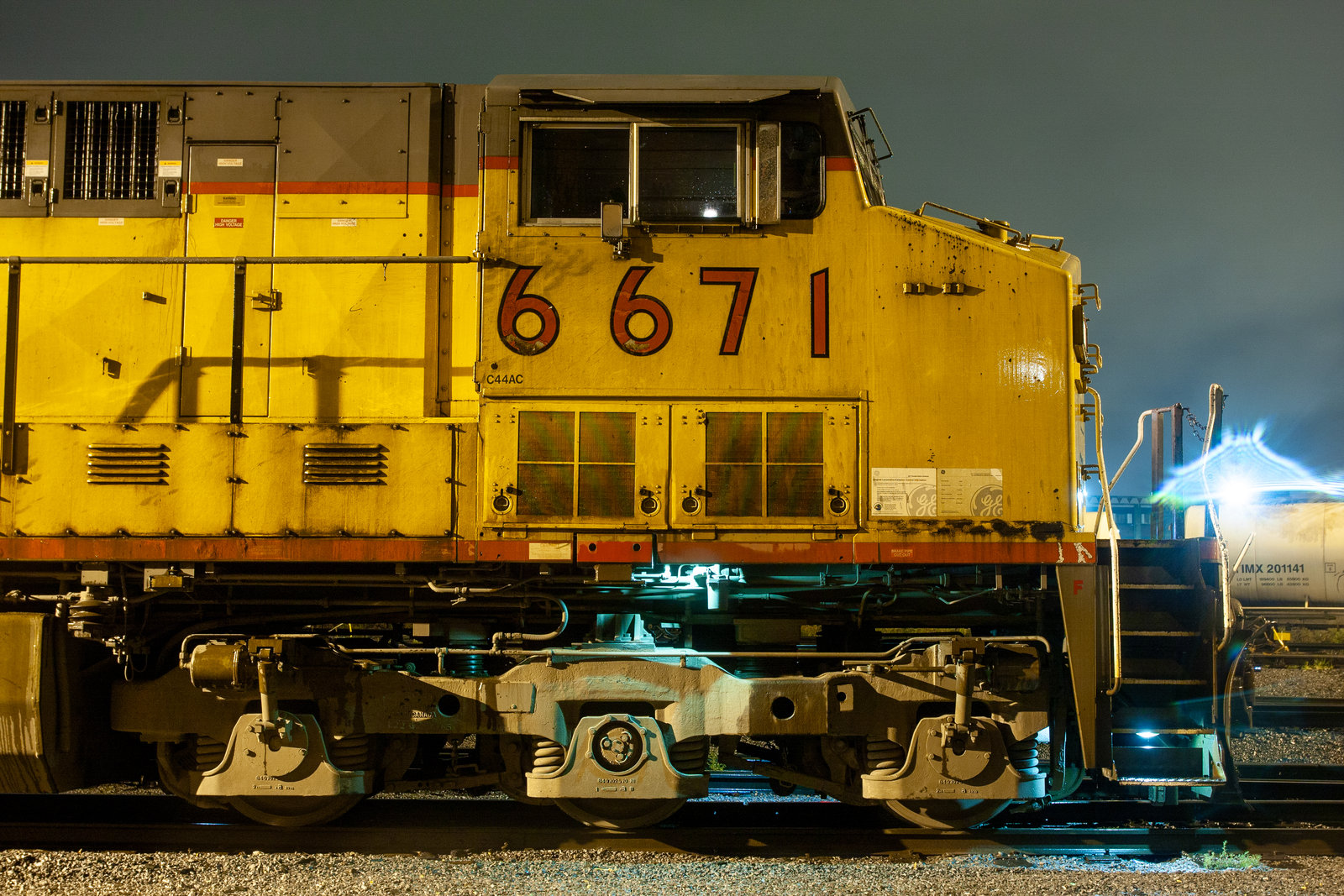 UP 6671