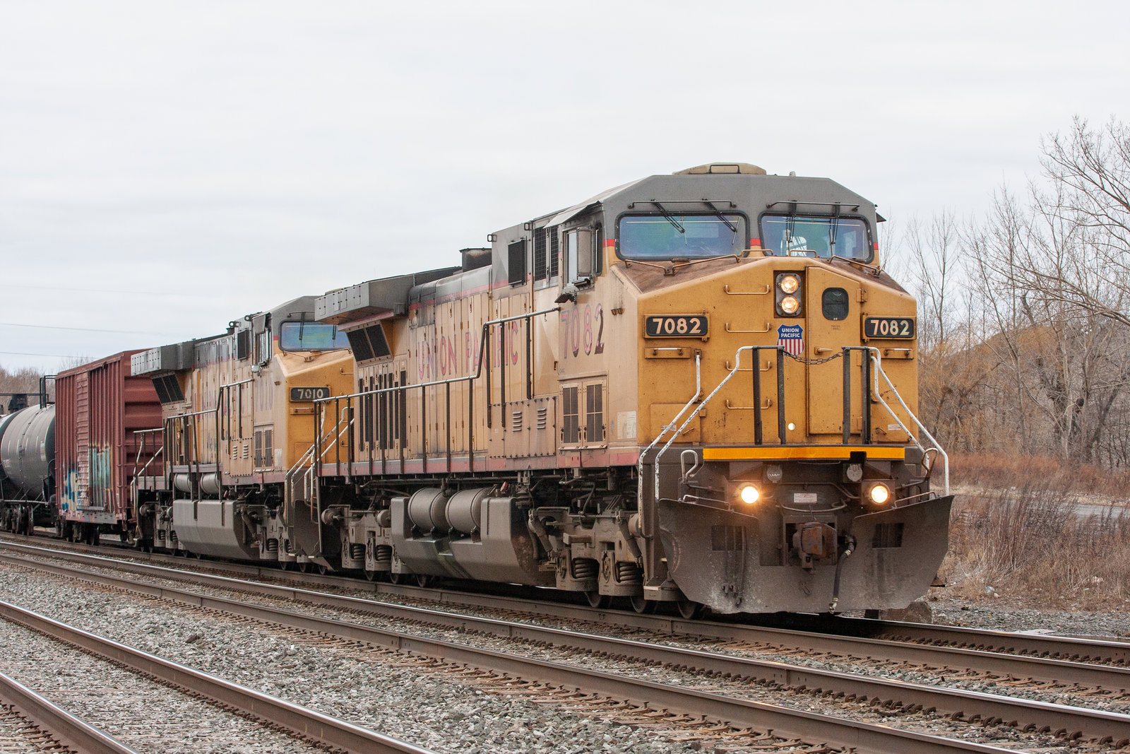 UP 7082