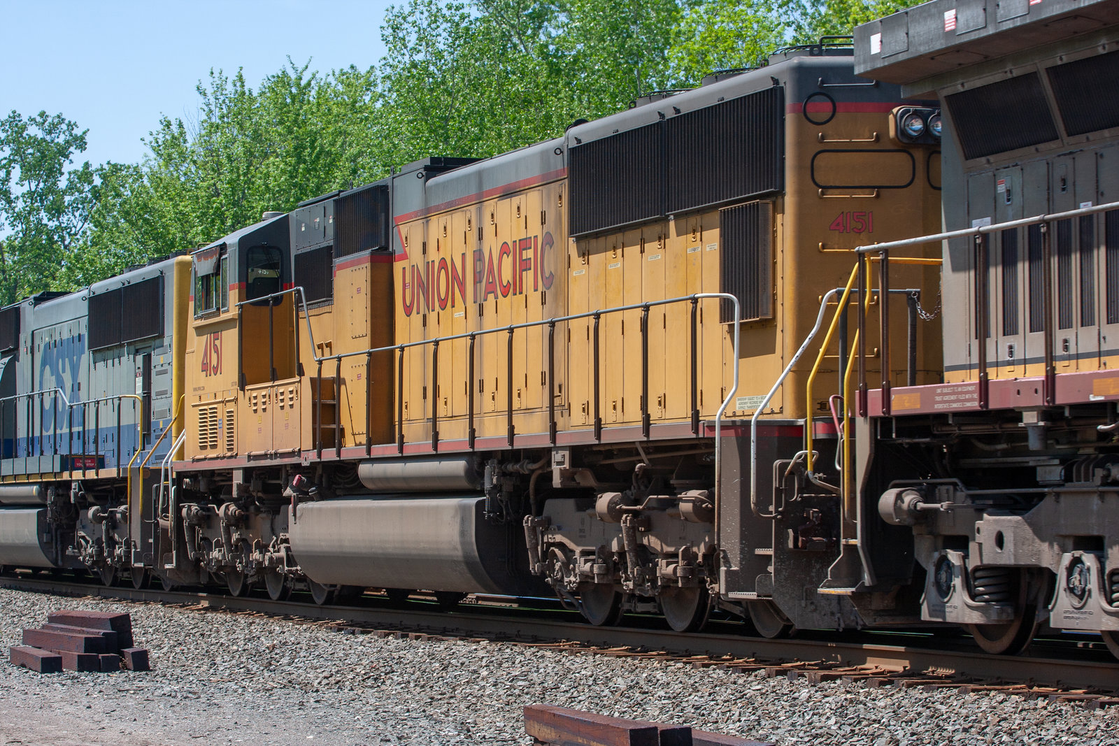 UP 4151