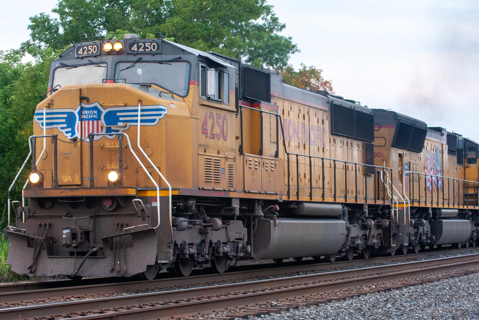 UP 4250