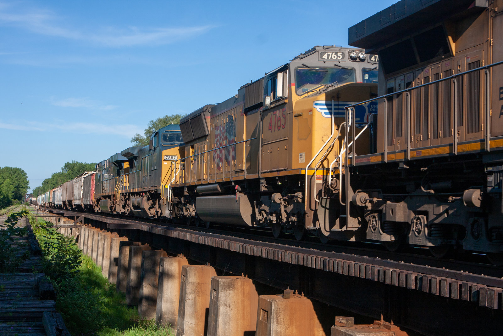 UP 4765