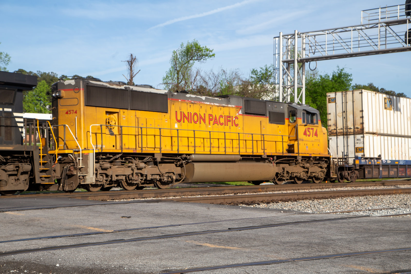 UP 4574