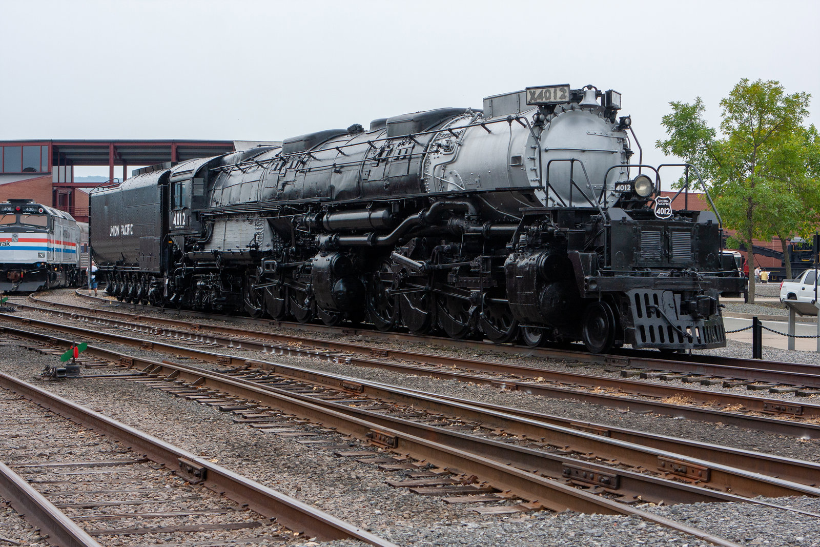 UP 4012