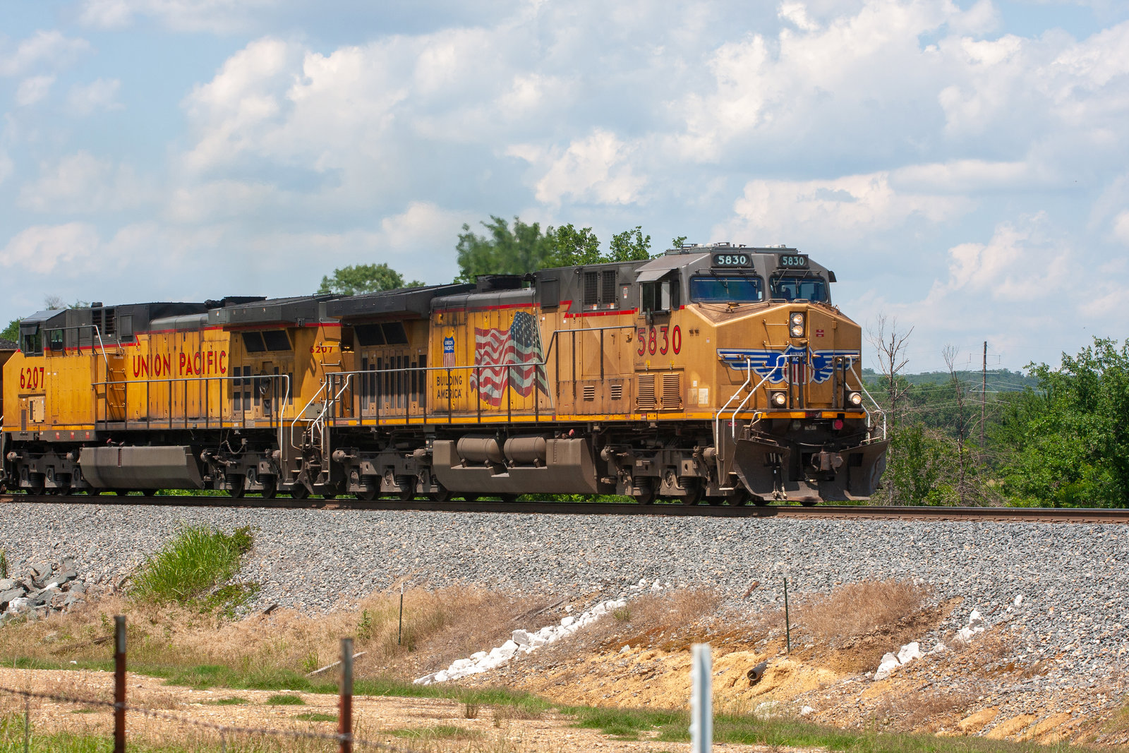 UP 5830