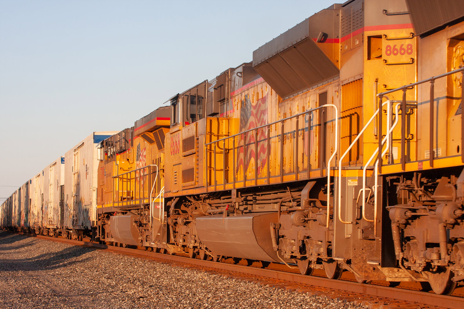 UP 8668