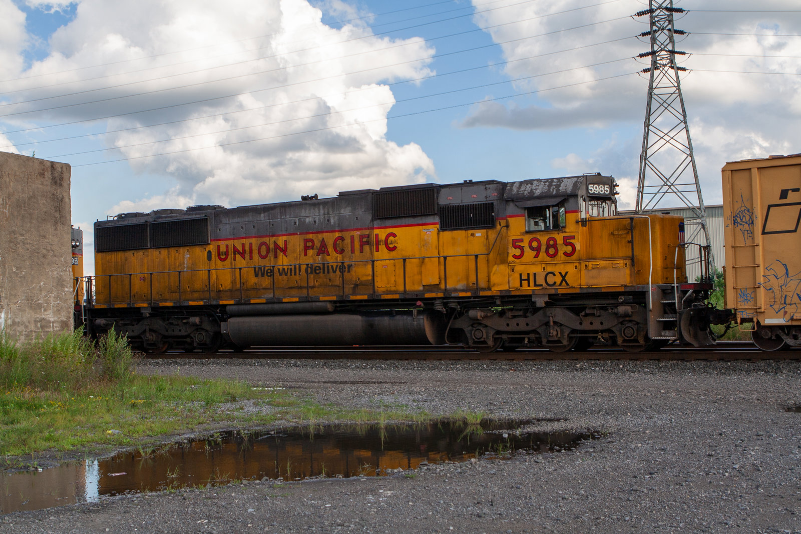 HLCX 5985