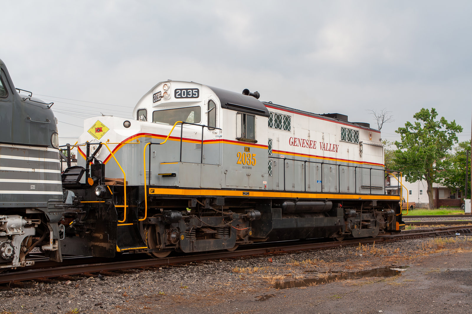 DL 2035