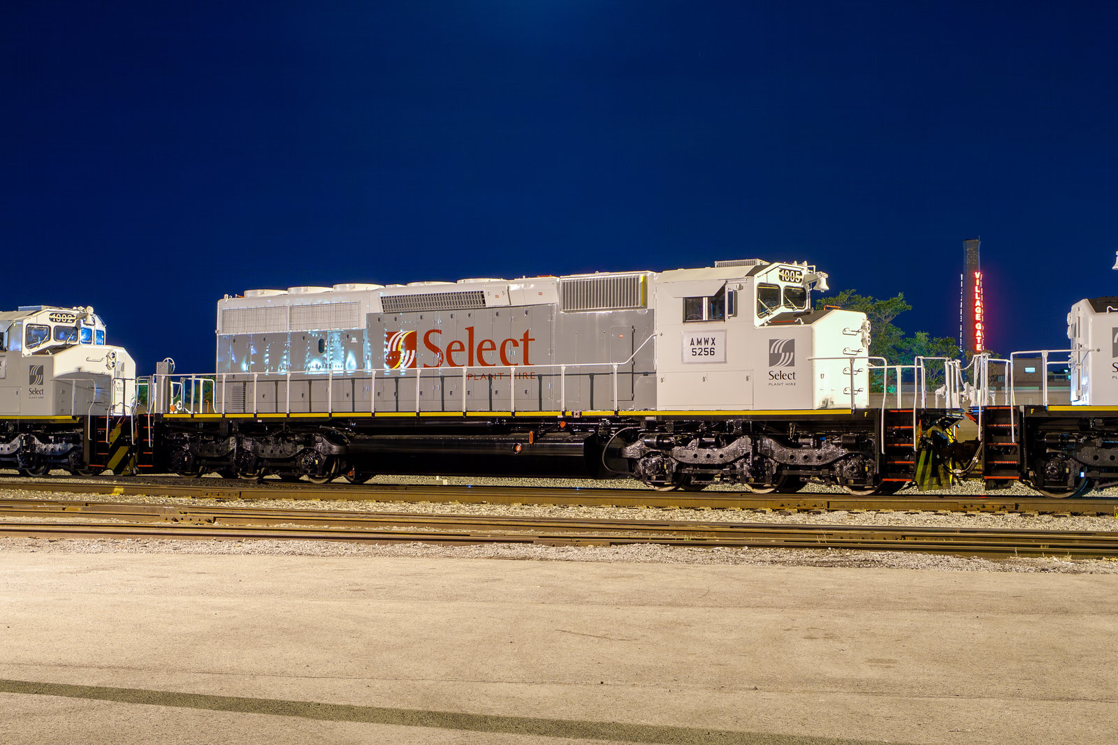 AMWX 5256