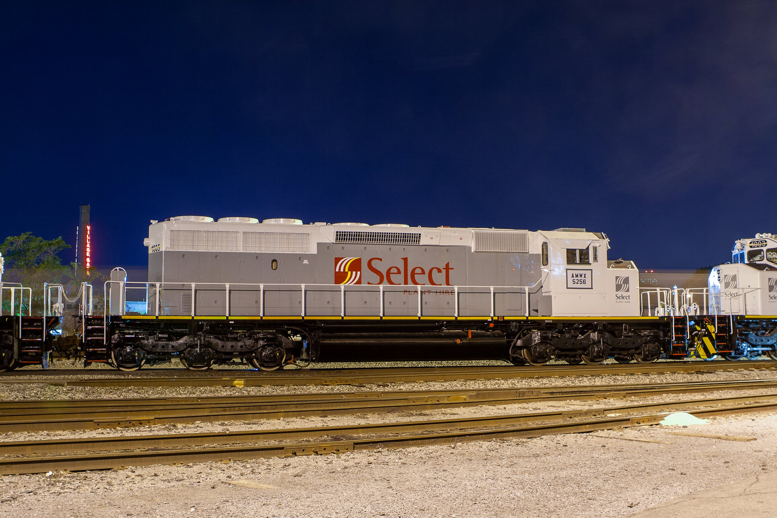 AMWX 5256