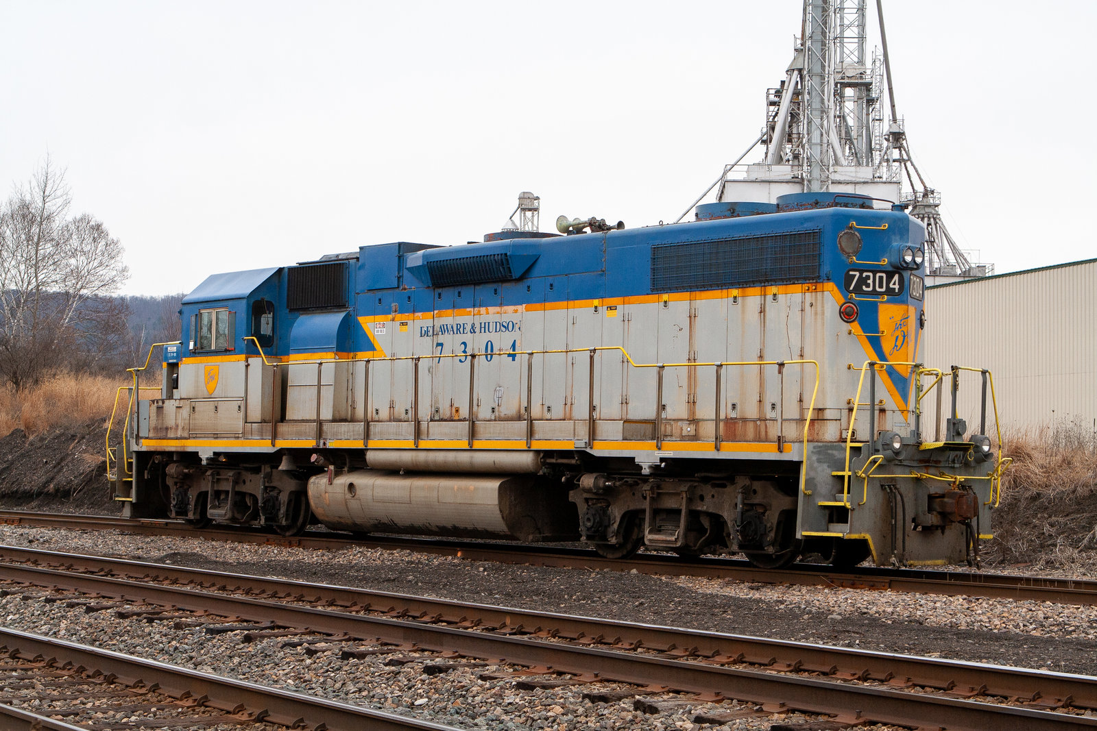 DH 7304